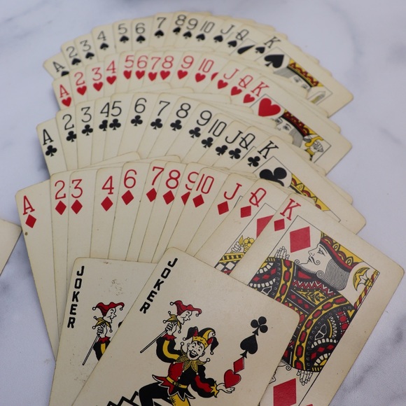 Vintage 1940’s Esquire Pin-up Girl Playing Cards Set Design by Al Moore - Picture 10 of 13